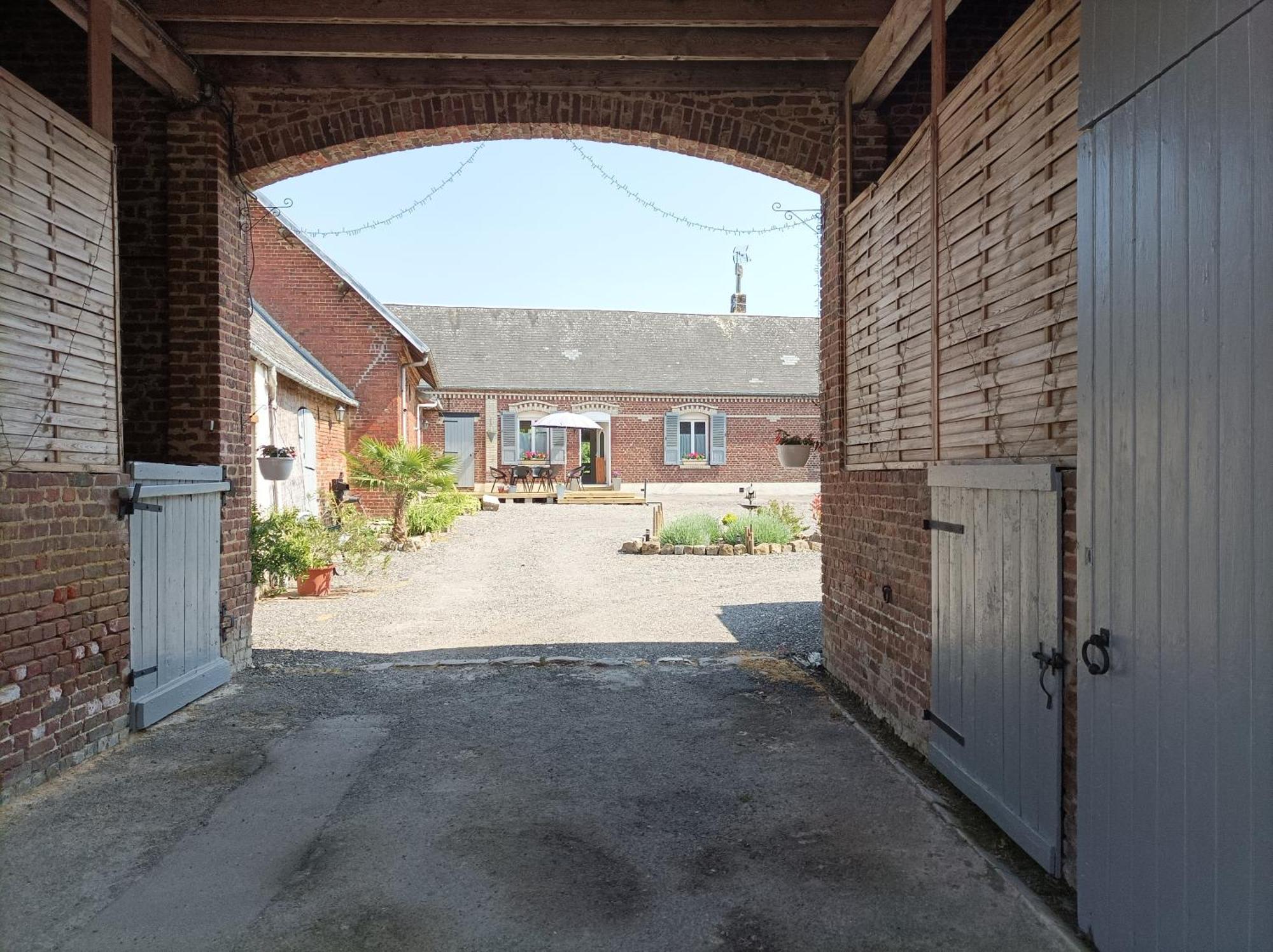 Les Muches Bed and Breakfast Bouzincourt Εξωτερικό φωτογραφία